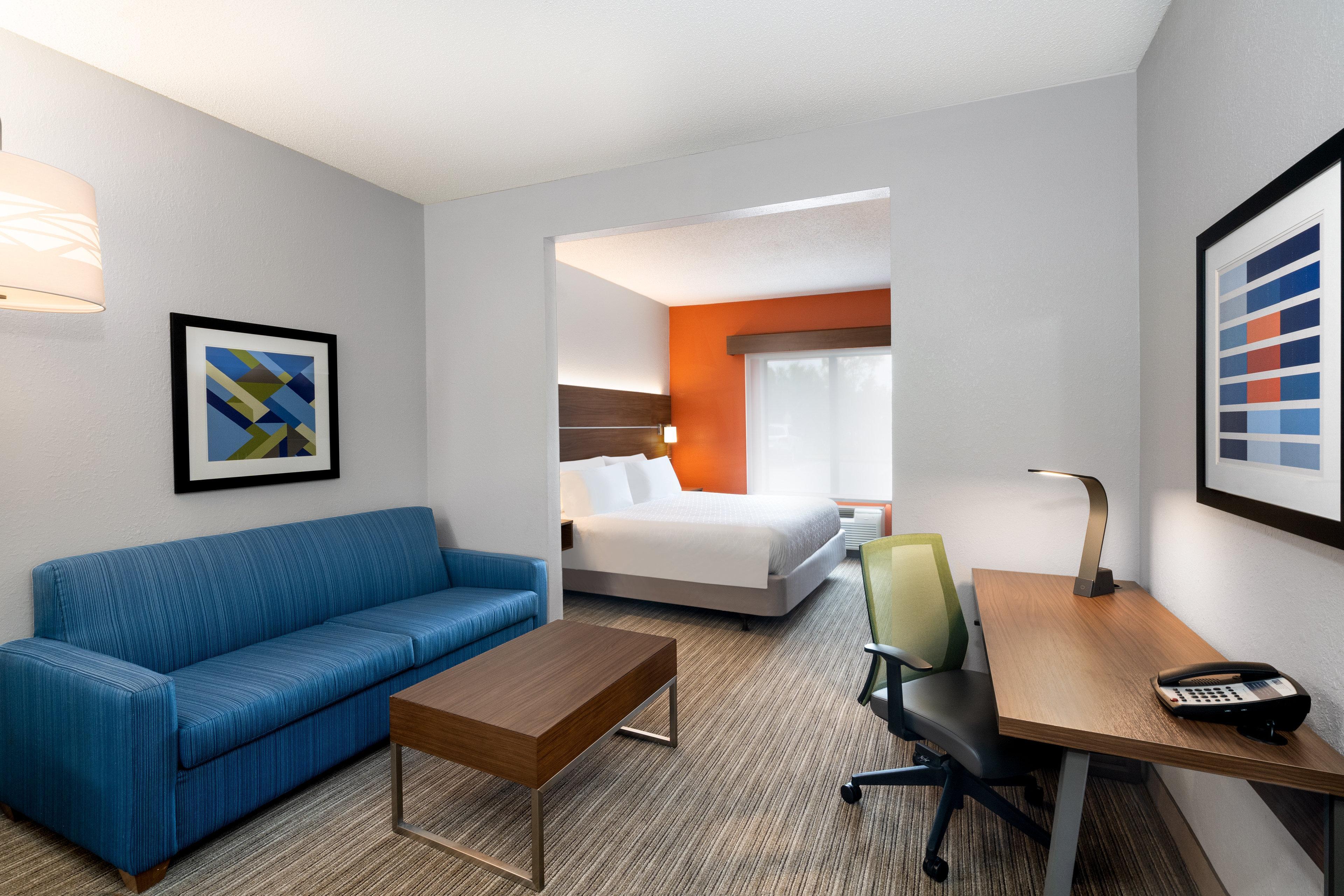Holiday Inn Express & Suites Tell City By Ihg Exterior photo
